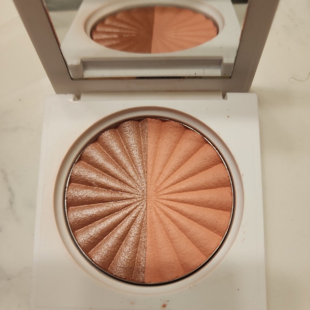 Ofra Chick Lit Blush
